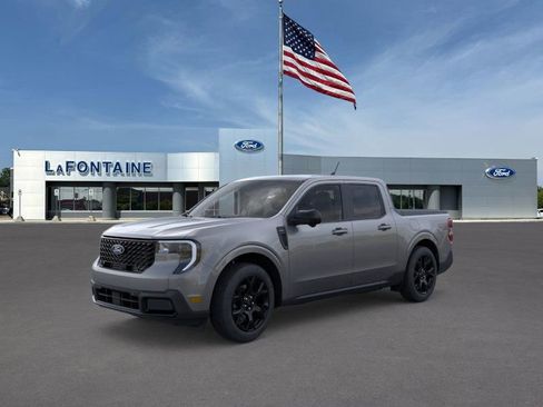 New 2025 Ford Maverick Lariat w/ Black Appearance Package image 1