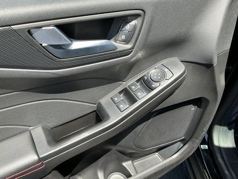 Used 2025 Ford Escape ST-Line AWD/4WD image 17