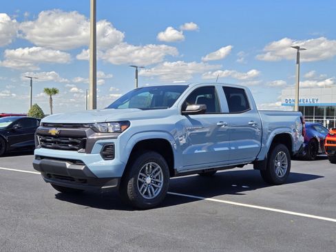 New 2026 Chevrolet Colorado LT image 2