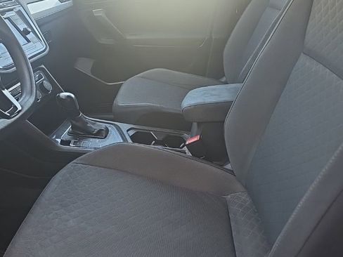 Used 2019 Volkswagen Tiguan S w/ Driver Assistance Package image 4