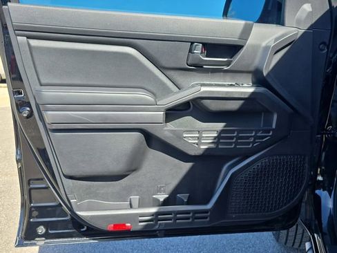 Used 2025 Toyota Tacoma SR5 image 26