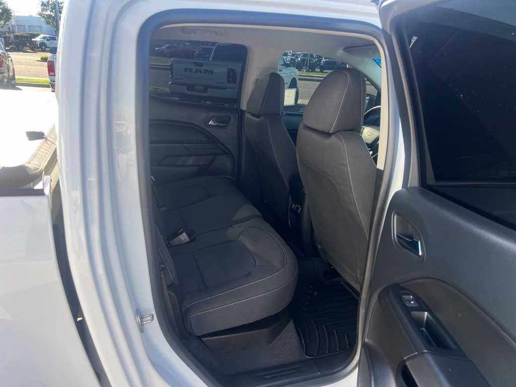 Used 2022 Chevrolet Colorado LT w/ Chrome Appearance Package RWD image 31