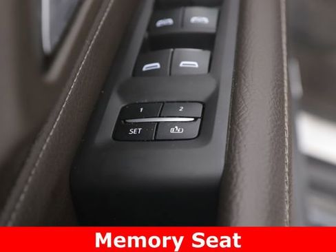Used 2024 GMC Yukon Denali AWD/4WD image 21