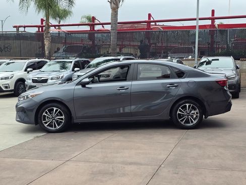 Used 2024 Kia Forte LXS FWD image 10