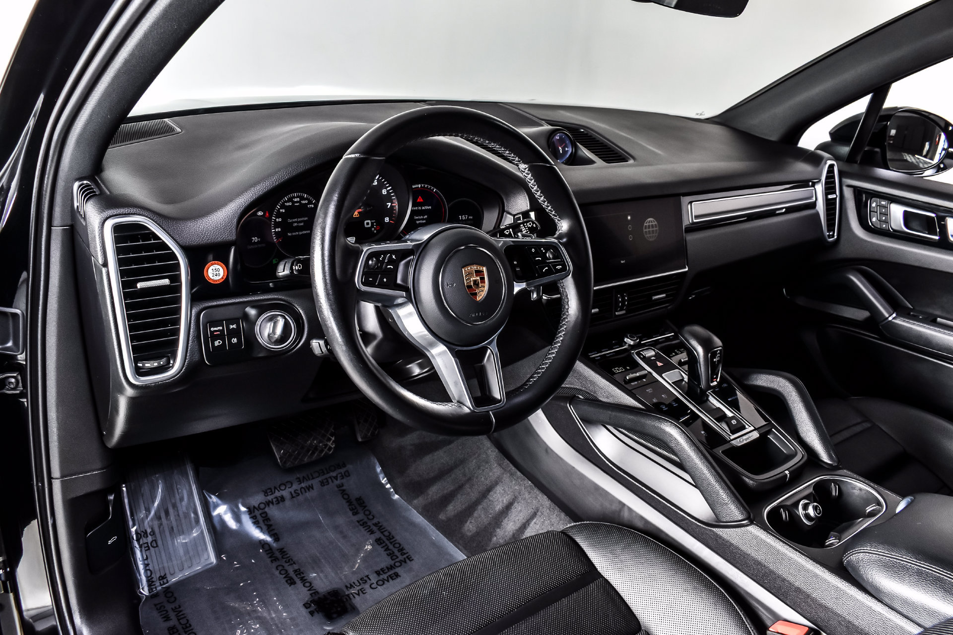 Used 2023 Porsche Cayenne Platinum Edition AWD/4WD image 13