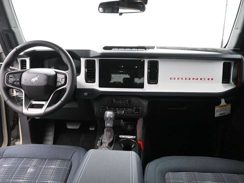 New 2026 Ford Bronco Heritage Edition AWD/4WD image 29