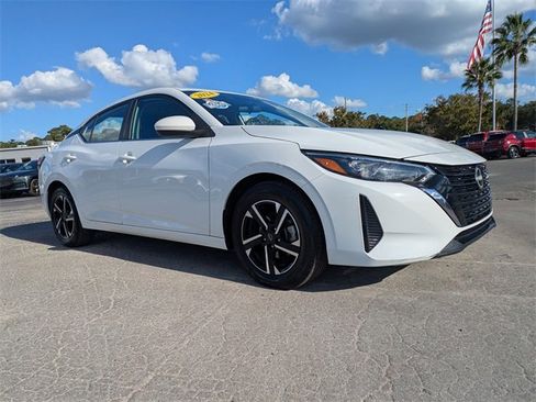 Used 2024 Nissan Sentra SV image 2