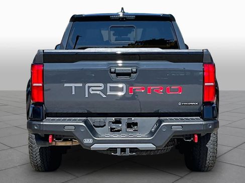 Used 2025 Toyota Tacoma TRD Pro AWD/4WD image 5