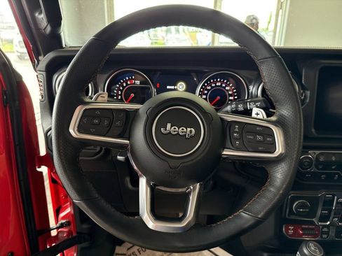 Used 2022 Jeep Wrangler Unlimited Rubicon w/ Trailer Tow Package AWD/4WD image 14