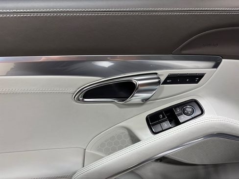 Used 2013 Porsche 911 Carrera S RWD image 9