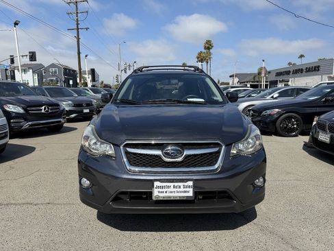 Used 2014 Subaru Crosstrek 2.0i Premium AWD/4WD image 2
