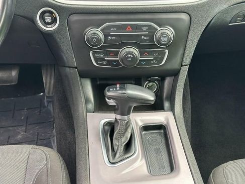 Used 2022 Dodge Charger SXT image 14