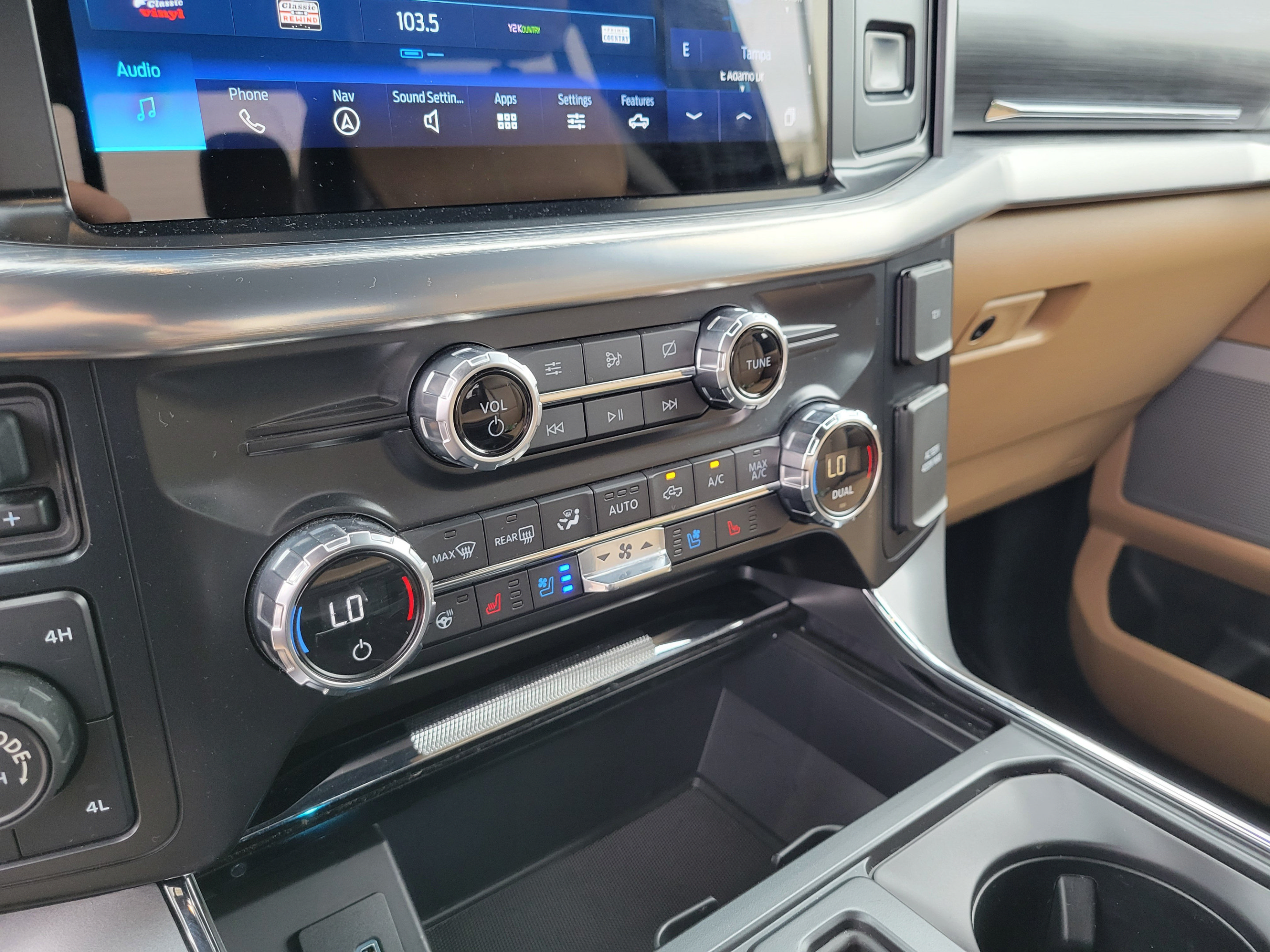 Used 2021 Ford F150 Lariat w/ Equipment Group 502A High AWD/4WD image 22