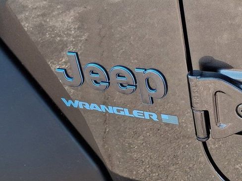 Certified 2023 Jeep Wrangler Unlimited w/ 8.4" Radio Group AWD/4WD image 34