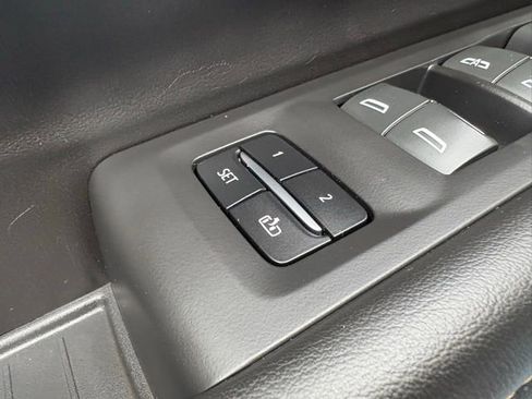 Used 2023 Chevrolet Tahoe Premier w/ Advanced Technology Package image 27