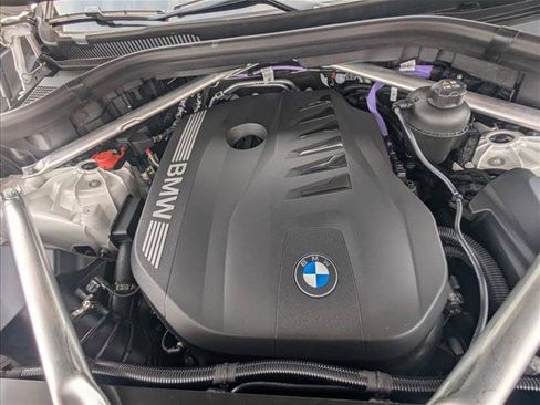 New 2026 BMW X5 sDrive40i w/ Climate Comfort Package RWD image 16
