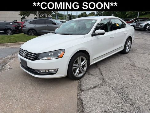Used 2014 Volkswagen Passat TDI SEL Premium FWD image 1