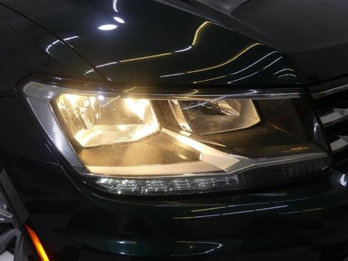 Used 2019 Volkswagen Tiguan SE image 15