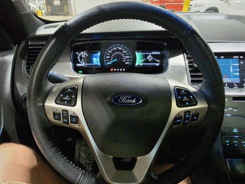 Used 2016 Ford Taurus SEL FWD image 36