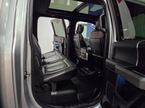 Used 2021 Ford F250 Platinum w/ FX4 Off-Road Package image 10