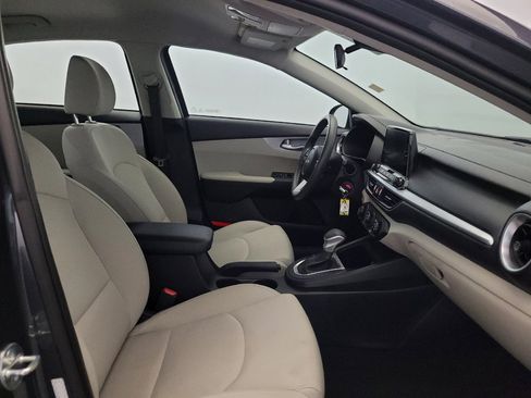 Used 2023 Kia Forte LXS FWD image 21