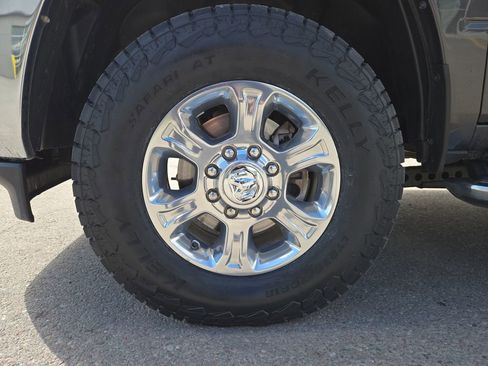 Used 2024 RAM 2500 Big Horn AWD/4WD image 10