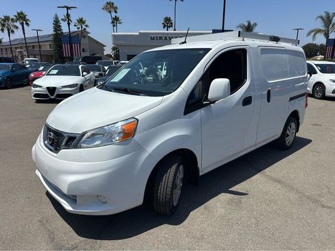 Used 2015 Nissan NV200 SV w/ Technology Package FWD image 11