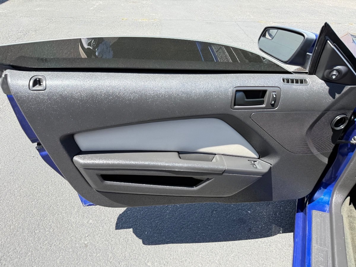 Used 2014 Ford Mustang GT w/ Equipment Group 301A RWD image 13