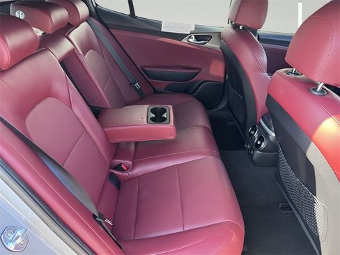 Used 2021 Kia Stinger GT image 28