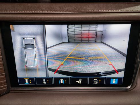 Used 2021 GMC Yukon Denali AWD/4WD image 22