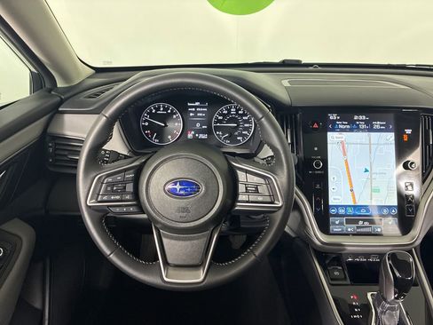 Used 2025 Subaru Outback Premium w/ Popular Package #1A image 16