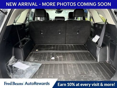 Used 2025 Kia Sorento S AWD/4WD image 12