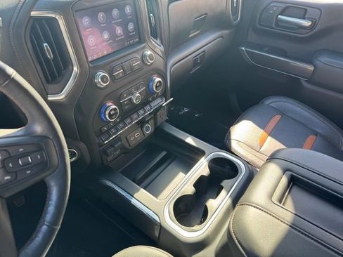 Certified 2022 GMC Sierra 1500 AT4 AWD/4WD image 17