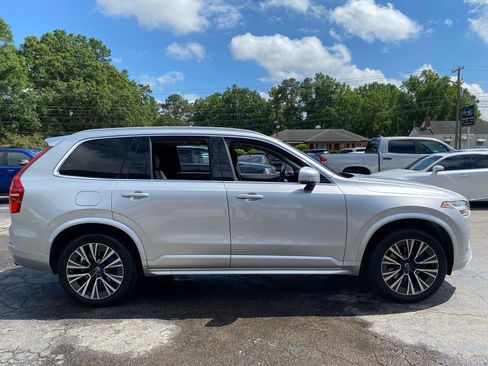 Used 2020 Volvo XC90 T6 Momentum AWD/4WD image 4