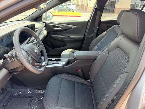 New 2026 Buick Envista Preferred FWD image 13