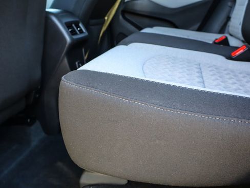 Used 2024 Chevrolet Equinox LT image 13