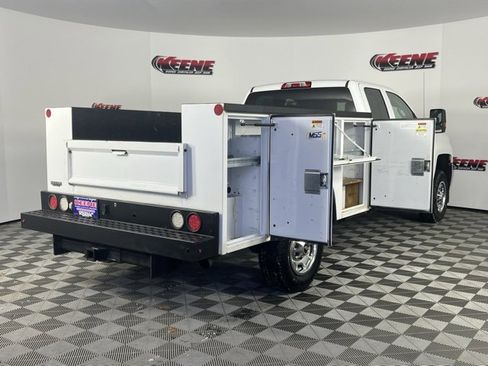 Used 2019 Chevrolet Silverado 2500 W/T w/ WT Convenience Package image 4