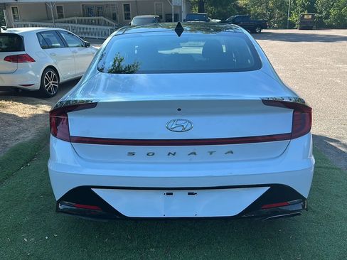 Used 2021 Hyundai Sonata SEL w/ Convenience Package FWD image 6