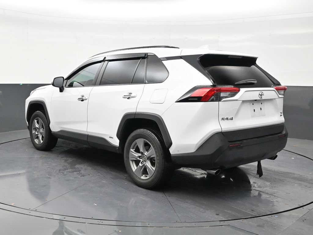 Used 2025 Toyota RAV4 XLE w/ Weather Package AWD/4WD image 3