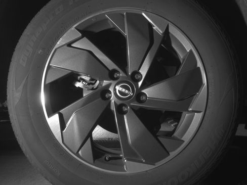 Used 2025 Nissan Rogue SV image 15