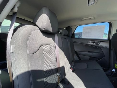 New 2026 Kia Sportage LX FWD image 25