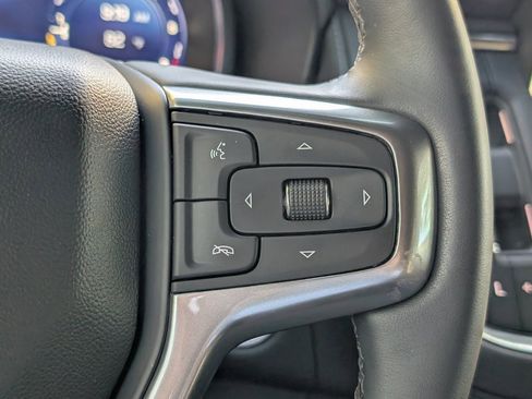 Used 2024 Chevrolet Tahoe Z71 w/ Luxury Package image 31