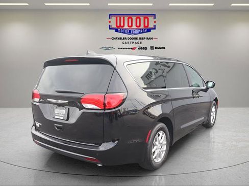 New 2026 Chrysler Voyager LX FWD image 3