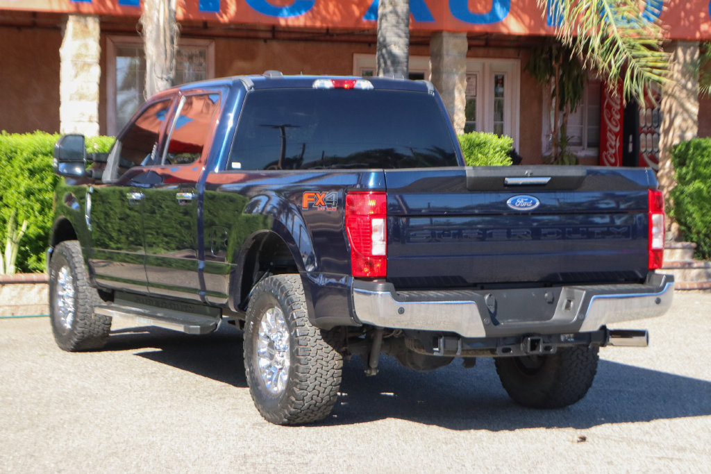 Used 2022 Ford F250 XLT w/ XLT Premium Package AWD/4WD image 6