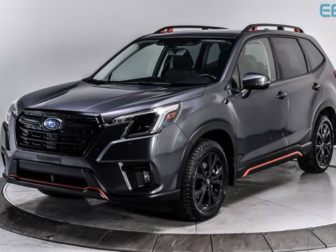 Used 2023 Subaru Forester Sport image 2