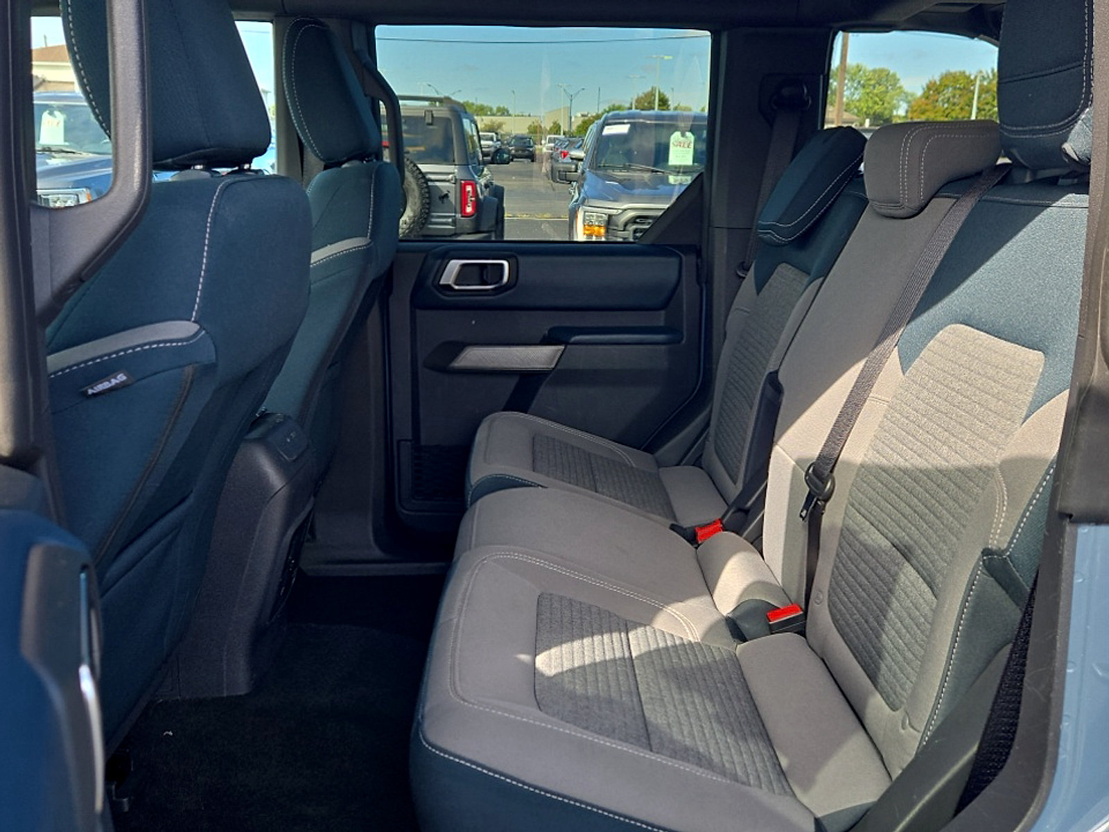 Certified 2023 Ford Bronco Outer Banks w/ Sasquatch Package AWD/4WD image 21
