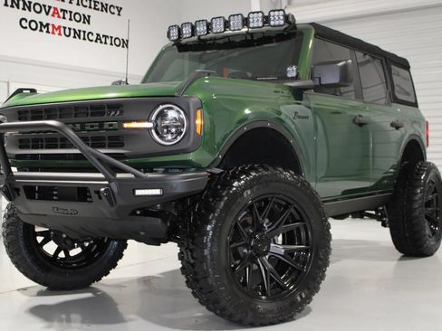 Used 2025 Ford Bronco Big Bend w/ Black Diamond Package AWD/4WD image 1