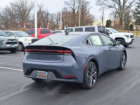 New 2026 Toyota Prius XLE image 5