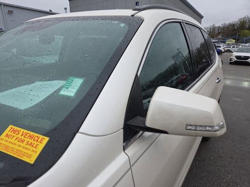 Used 2014 Chevrolet Traverse LTZ image 8