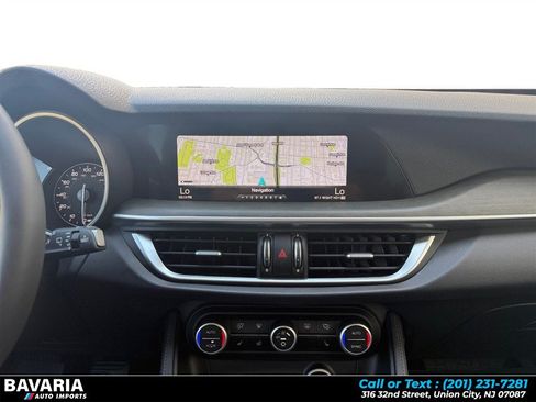 Used 2018 Alfa Romeo Stelvio Ti AWD/4WD image 20